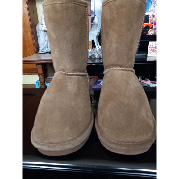 Bearpaw lace-up Elizabeth boots 8 - Picture 1 of 5